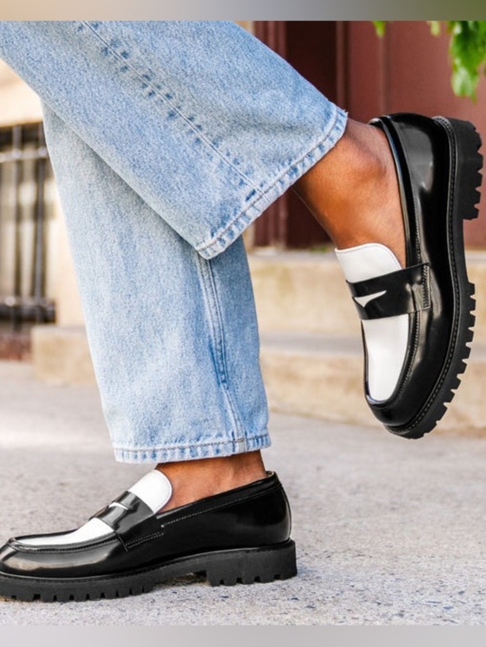 Thursday Tuxedo Lug Penny Loafers Black & White Leather Chunky Size 9.5 Women - Picture 13 of 13